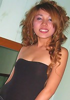 Thai karaoke teen