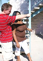 Mega busty black babe known in the plumper world gets the fuck of a lifetime to make sure she doesn’t forget